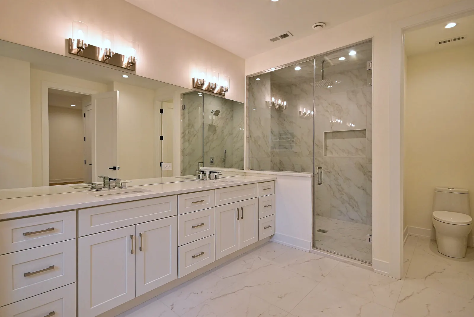 310 Nottingham Ave. — Primary shower